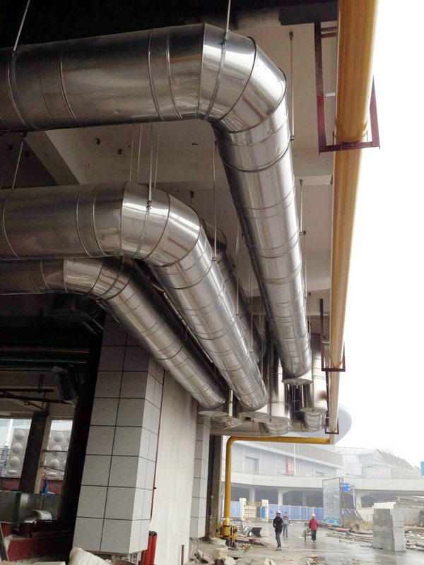 武漢國博項(xiàng)目不銹鋼煙囪安裝